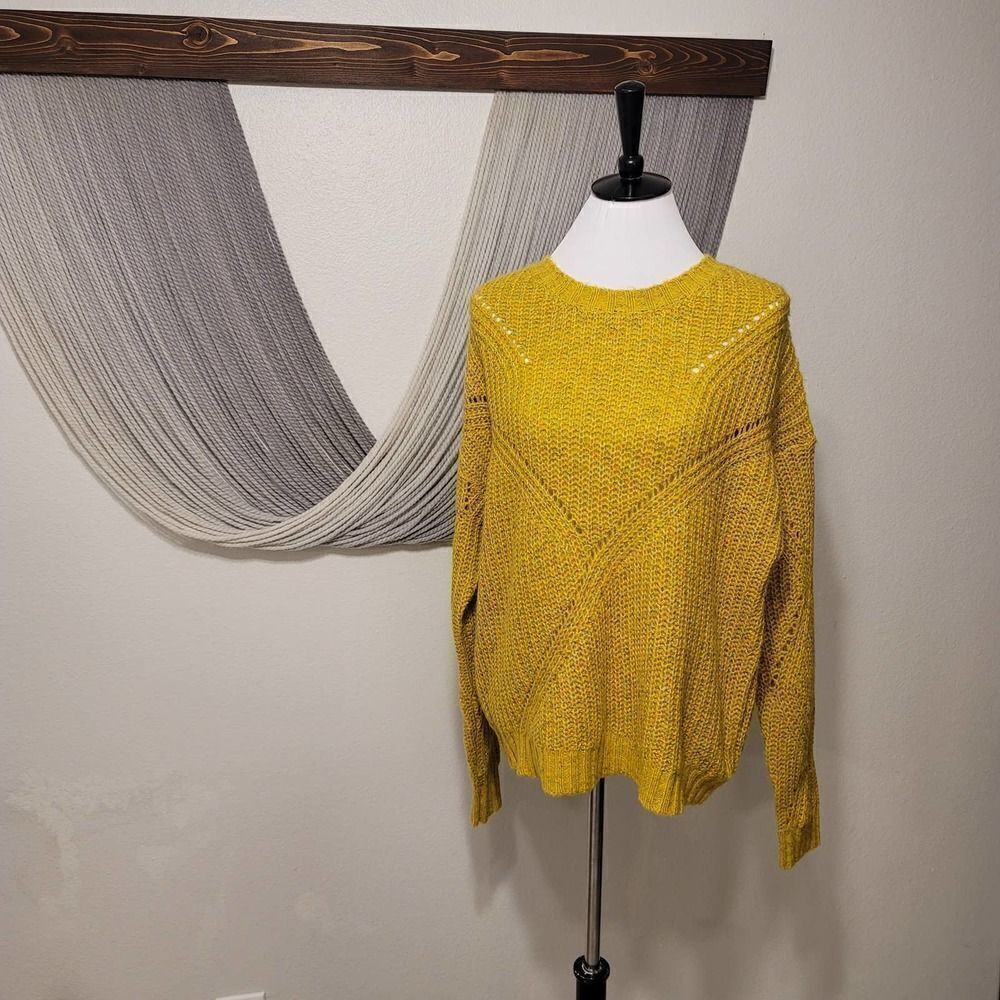 EESome Marigold Knot Sweater Sz M/L